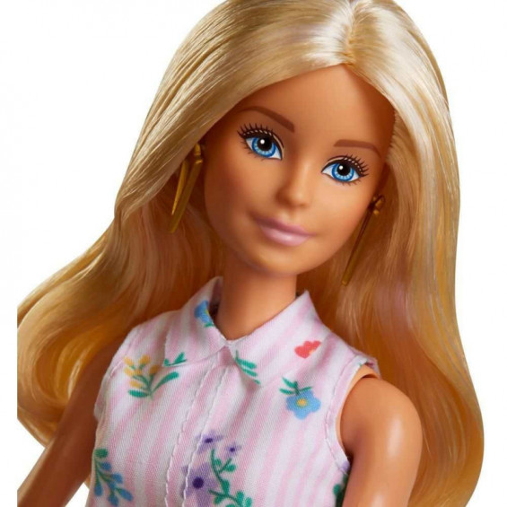 Barbie Fashionista Vestido Rosa y Botas