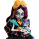 Monster High Muñeca Skelita Calaveras con Mascota Candelita y 7 Accesorios