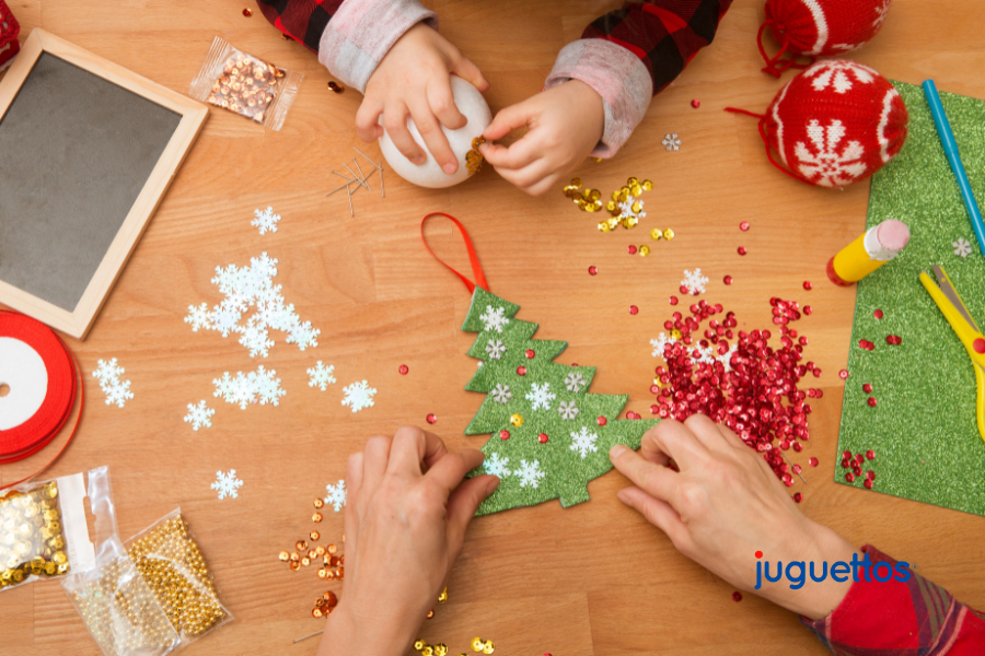 Ideas de Manualidades Navideñas para Hacer en Familia